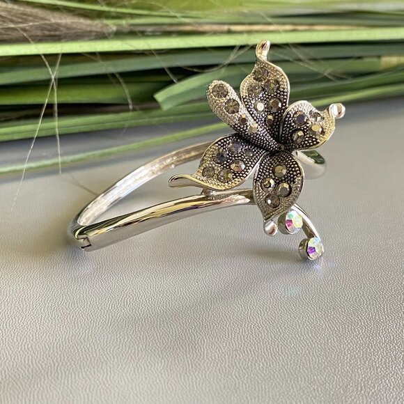 Butterfly Rhinestone Silver Cuff Bracelet - Picture 3 of 9